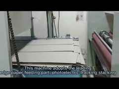 KSPackは薄い刃スリッターおよびスコアラーのボール紙の白い1800mm-2600mm高速機械を波形を付けた